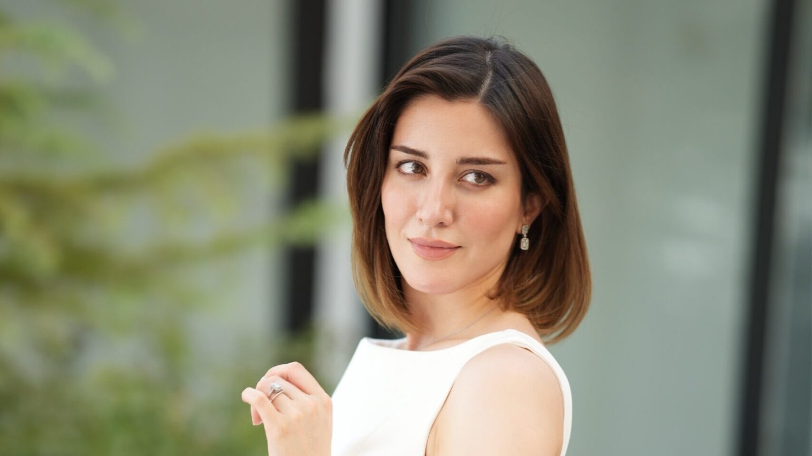Nadia Parsa Iranian beauty and fashion influencer